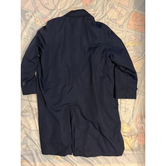 Elegant Trench Coat - Classic Style, Women's Outerwear - Picture 4 of 4